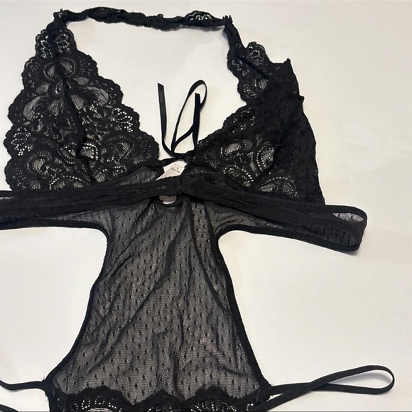 Victoria’s Secret Chantilly 2007 Lace Black Mesh Floral Teddy VTG SEXY 1PC Large - Picture 17 of 17